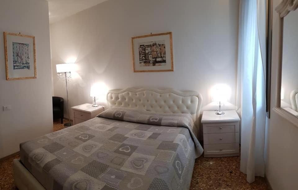 Angolo Fiorito 3* Venedig